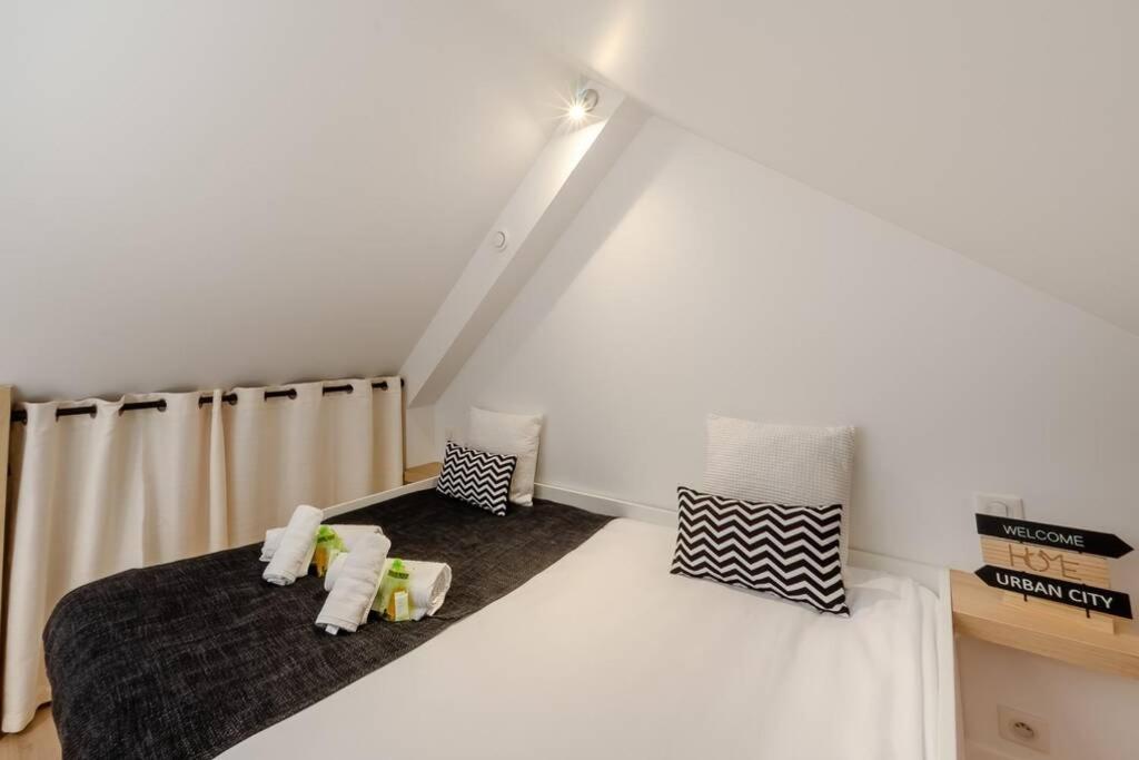 New York House Apartment Villejust Bagian luar foto